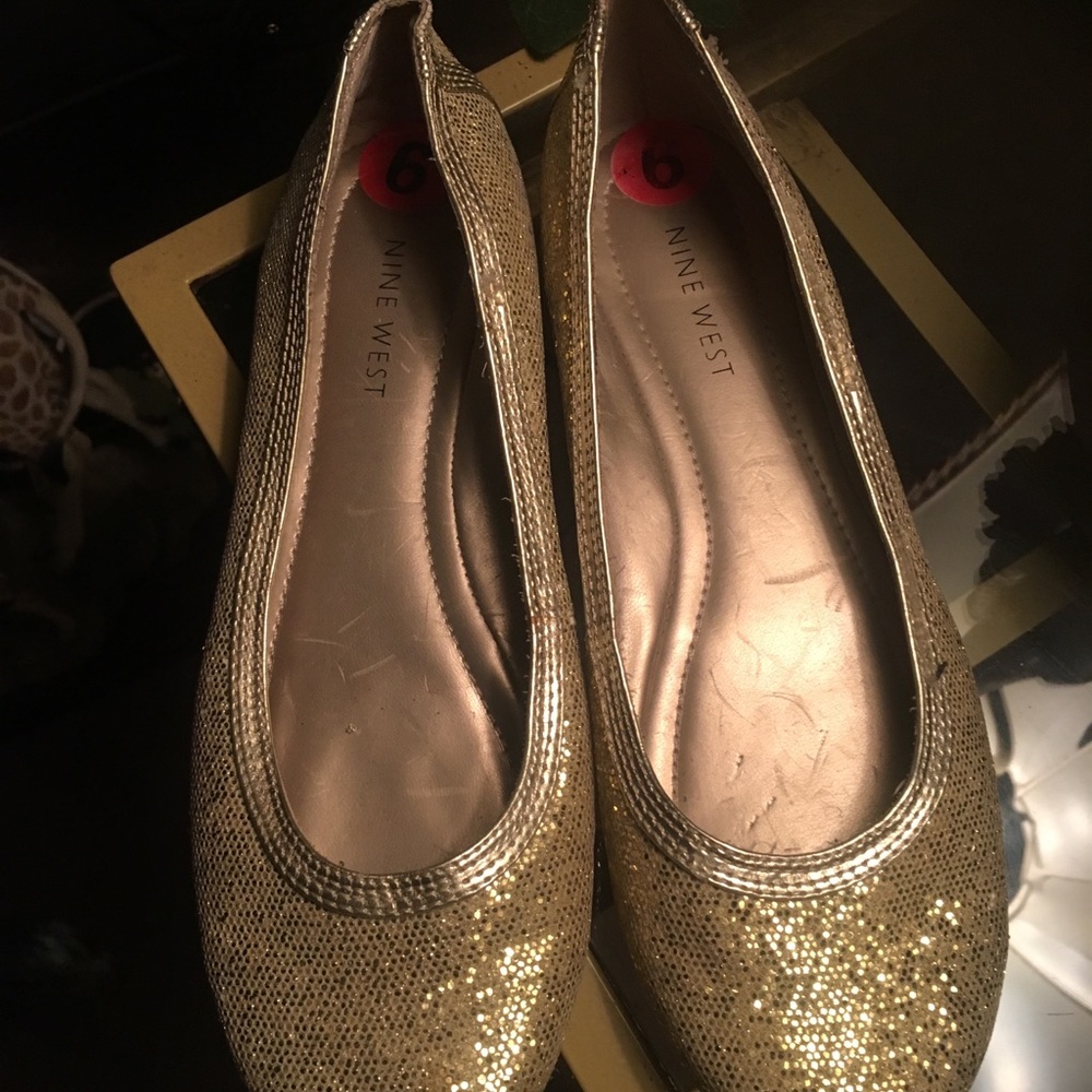Gold flats